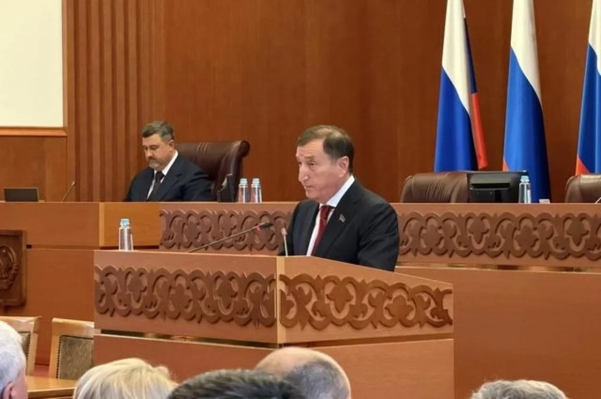 Заура Аскендерова депутаты избрали спикером парламента Дагестана