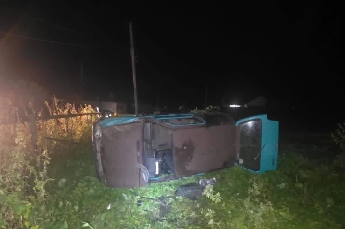 В КЧР 26-летний водитель погиб после опрокидывания «Оки» в селе Маруха