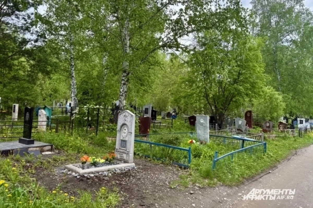 В Пермском крае неизвестные осквернили место захоронения бойца СВО