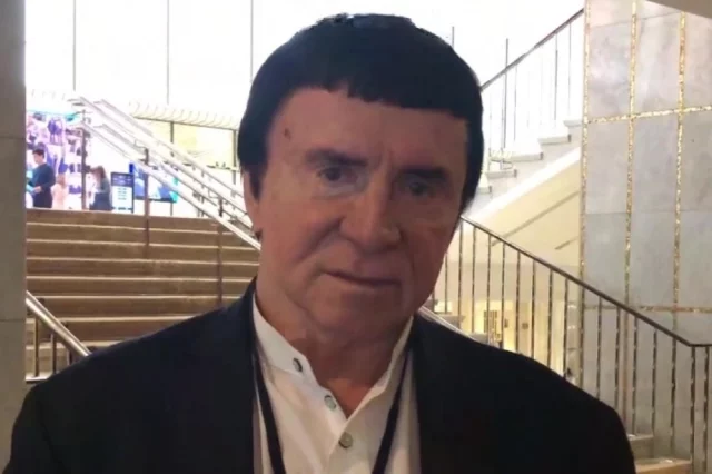 Анатолий Кашпировский.