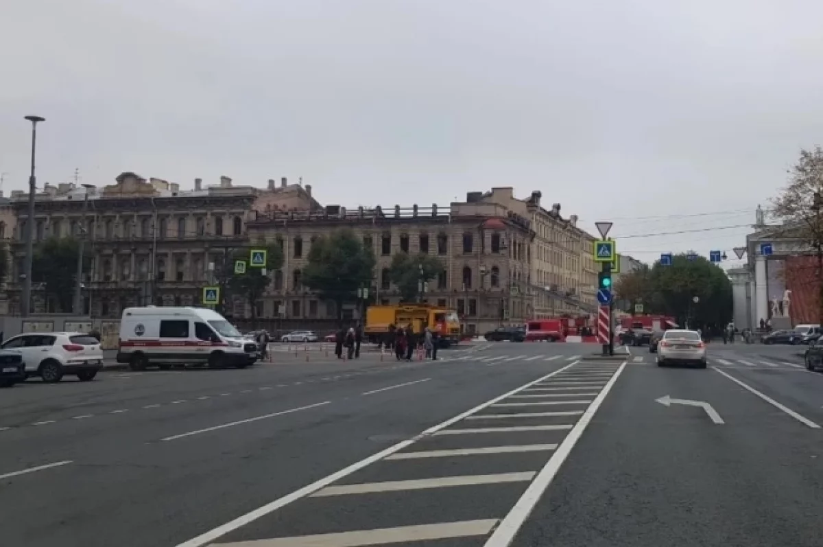 Возле сгоревшего особняка Миллера восстановили движение транспорта