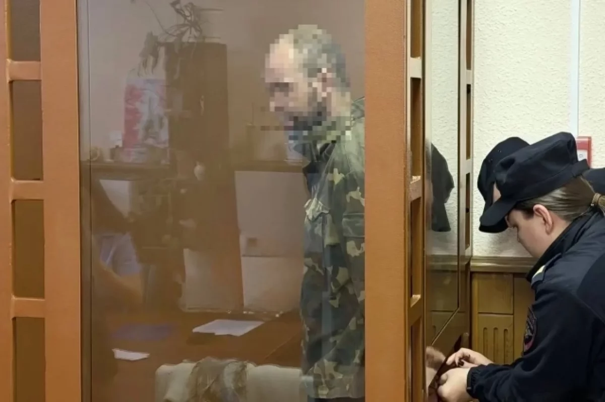 Петербуржец получил 20 ударов табуретом и ножом, но остался жив