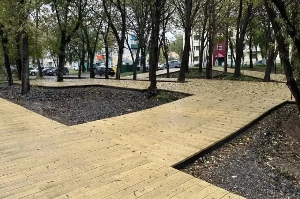 В Петропавловске завершаются работы на пешеходном маршруте на Пограничной