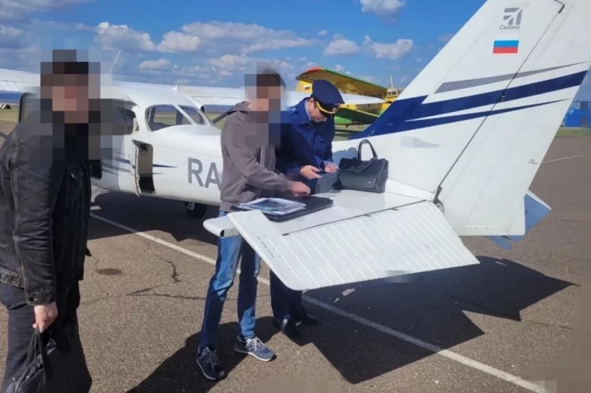 Пилоту без лицензии запретили катать пассажиров на Cessna под Красноярском