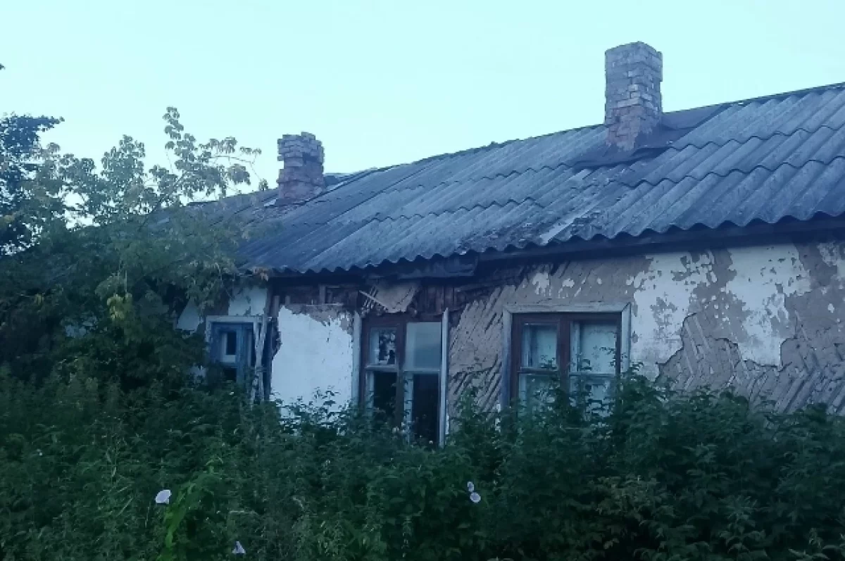 Люди много лет ждут расселения дома в Кировской области