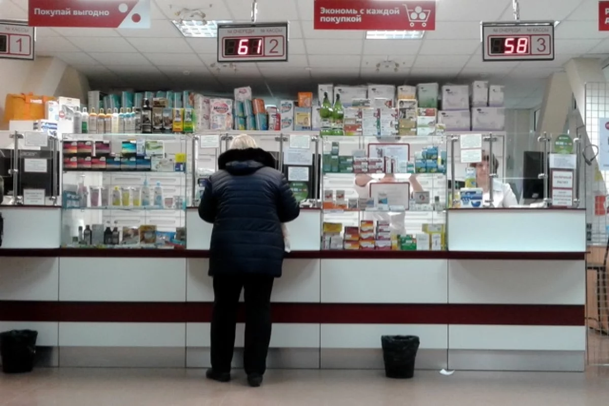 Осенний спрос на лекарства от ОРВИ в Перми не спас аптеки от падения продаж