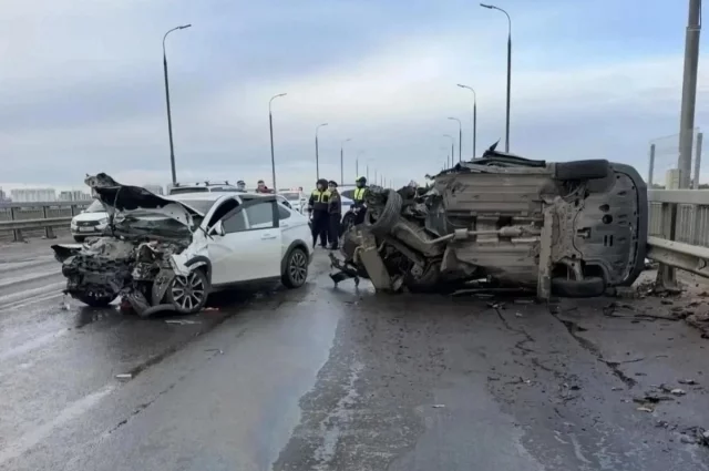 Авария на Солотчинском мосту, унесшая жизни двух красивых девушек, всколыхнула всю Рязань. 