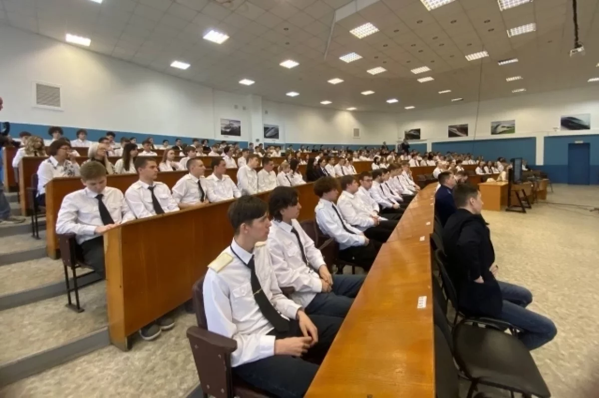 20 студентов-железнодорожников поступили по целевому договору в Нижнем