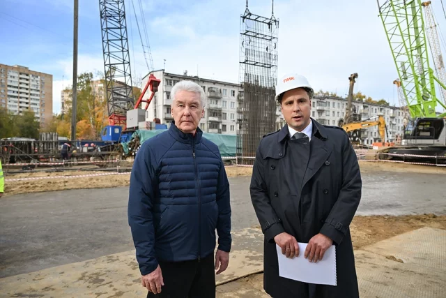 Собянин побывал на строящейся станции метро &laquo;Луганская&raquo;