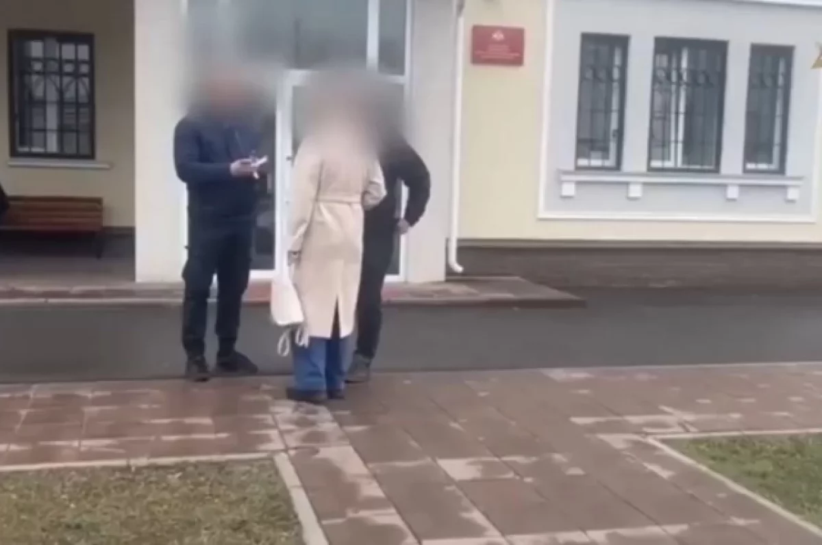 Более 700 тысяч рублей похитила экс-директор дивеевского Дома творчества