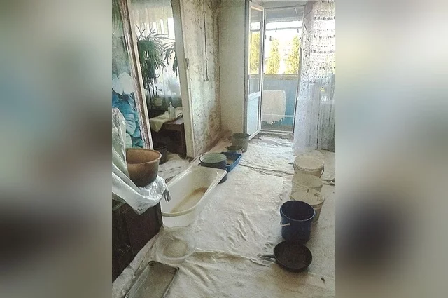 Случались дни, когда при сильном ливне Наталья Анатольевна собирала в квартире по 25 вёдер воды.