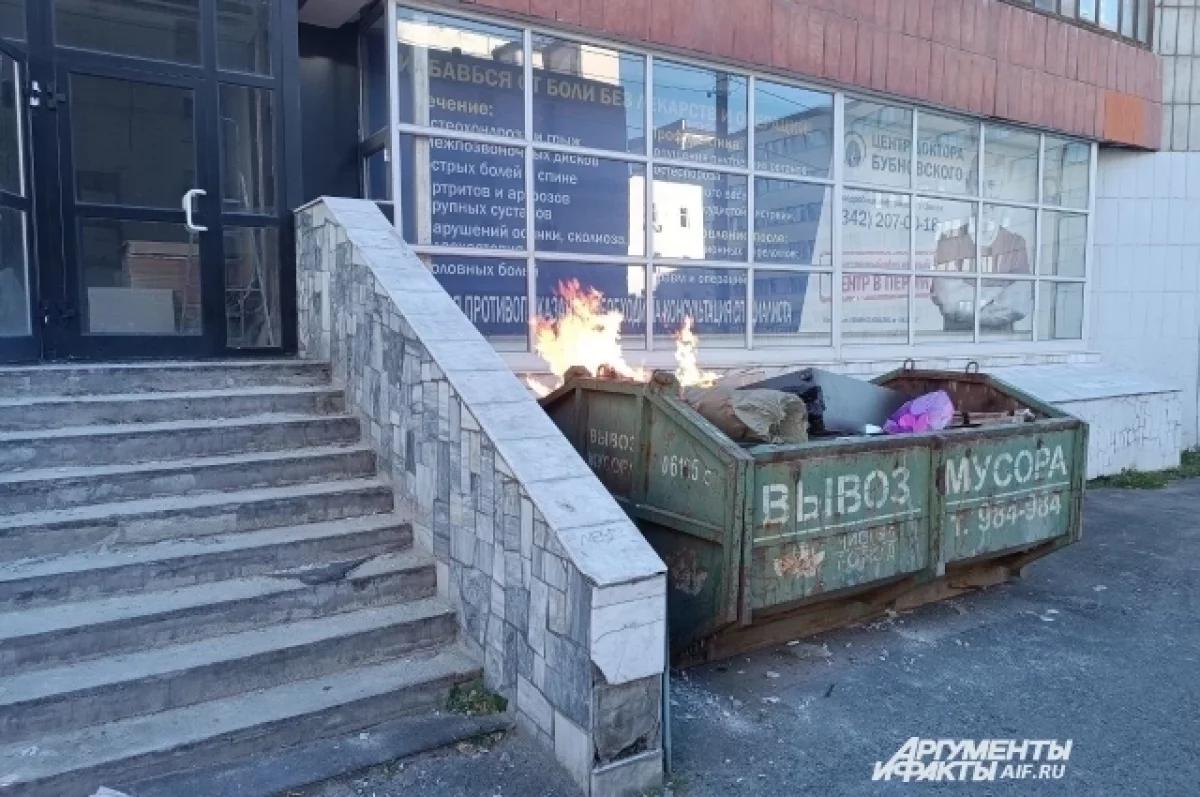 В Железноводске камеры вычисляют тех, кто сваливает мусор у баков