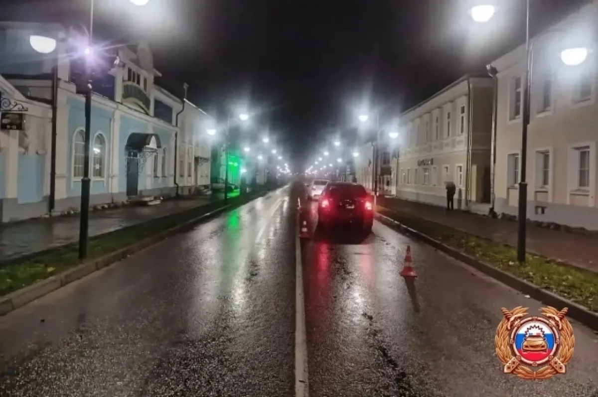 В Тверской области под колеса попала 26-летняя женщина