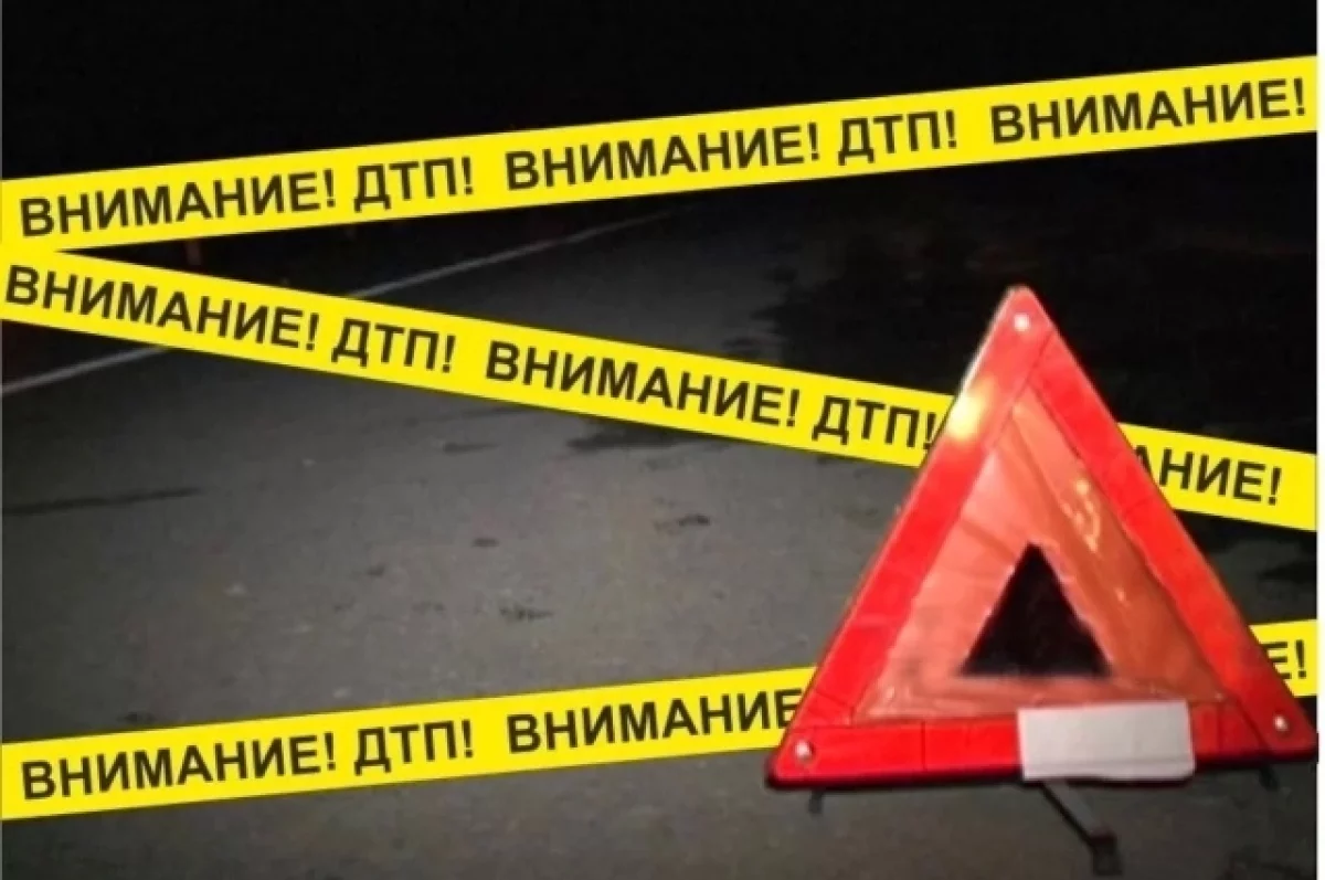 На трассе М-10 в Тверской области в тройном ДТП пострадал водитель