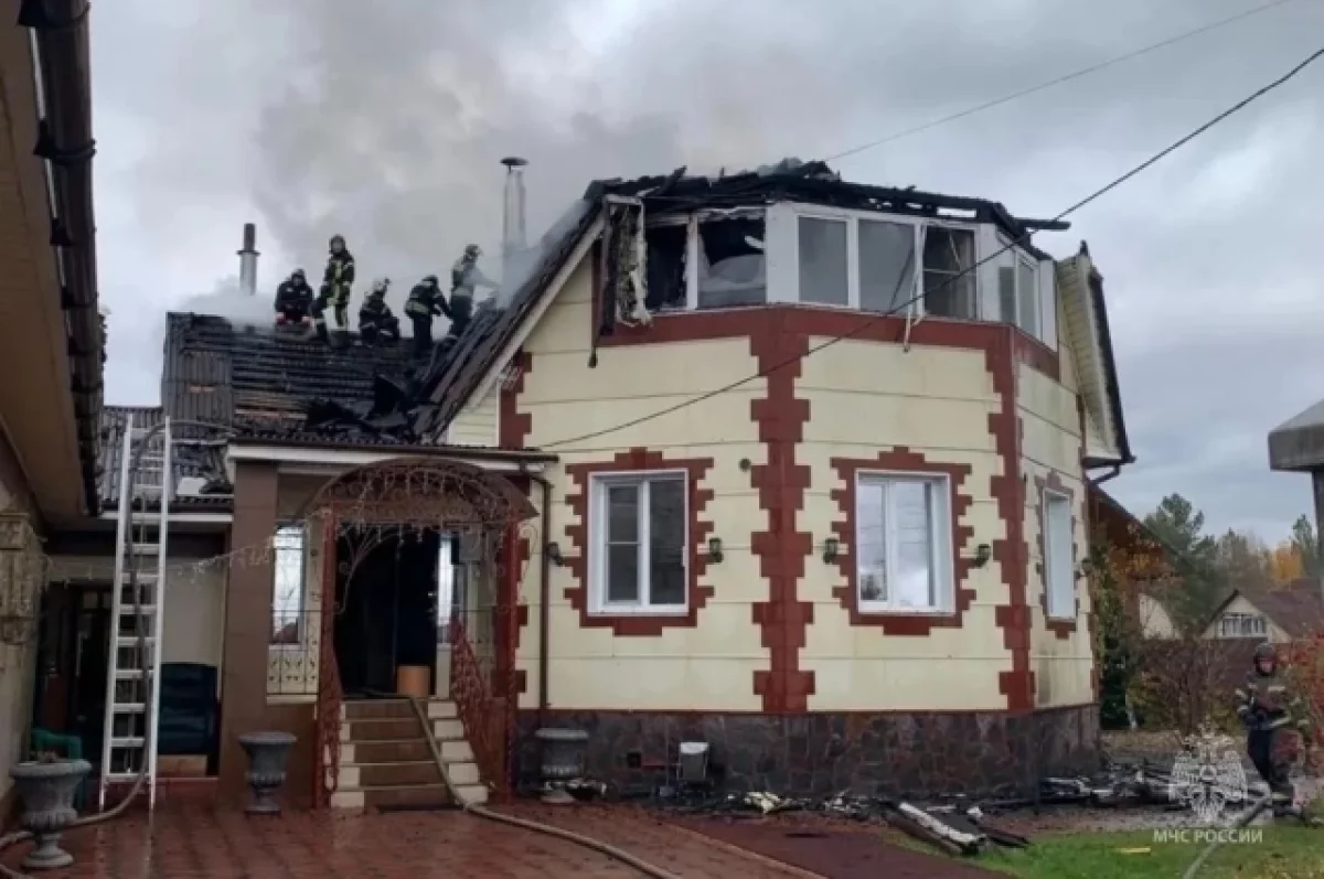 Пожар произошёл в большом частном доме в селе Смоленка под Читой
