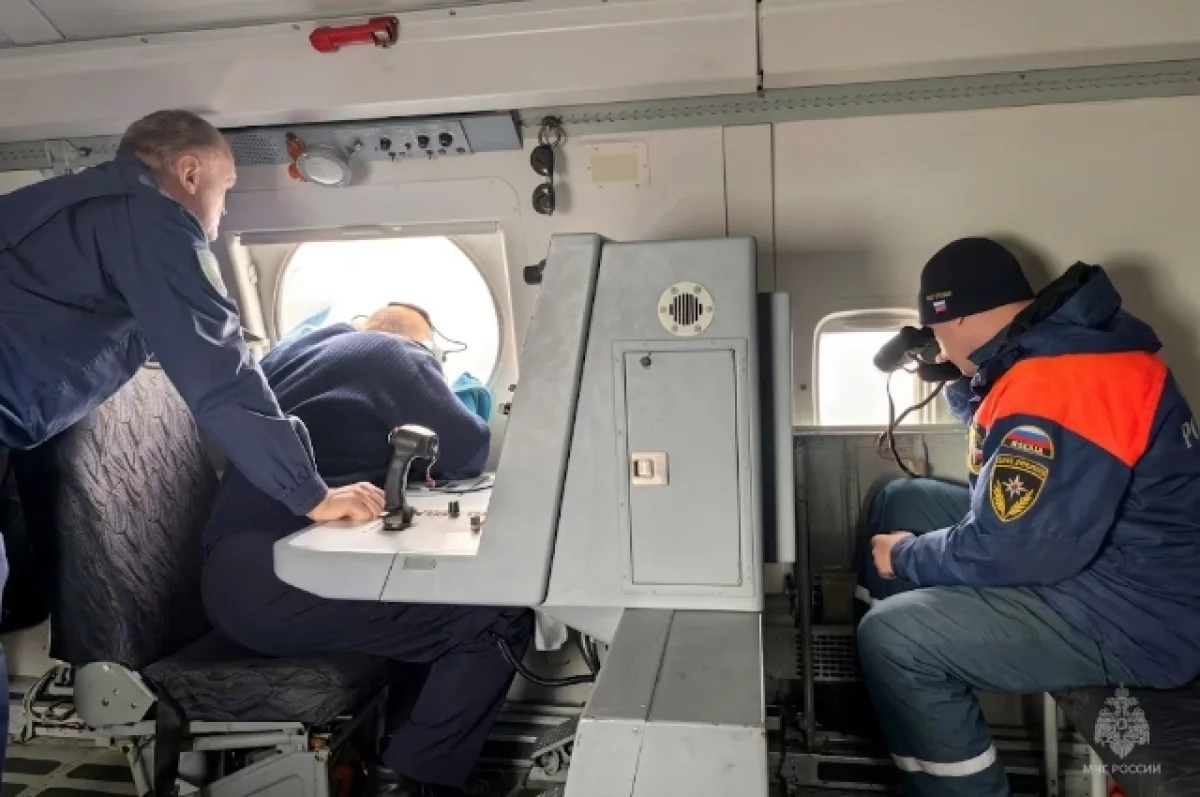 В Хабаровском крае десять дней ищут двух рыбаков в Татарском проливе