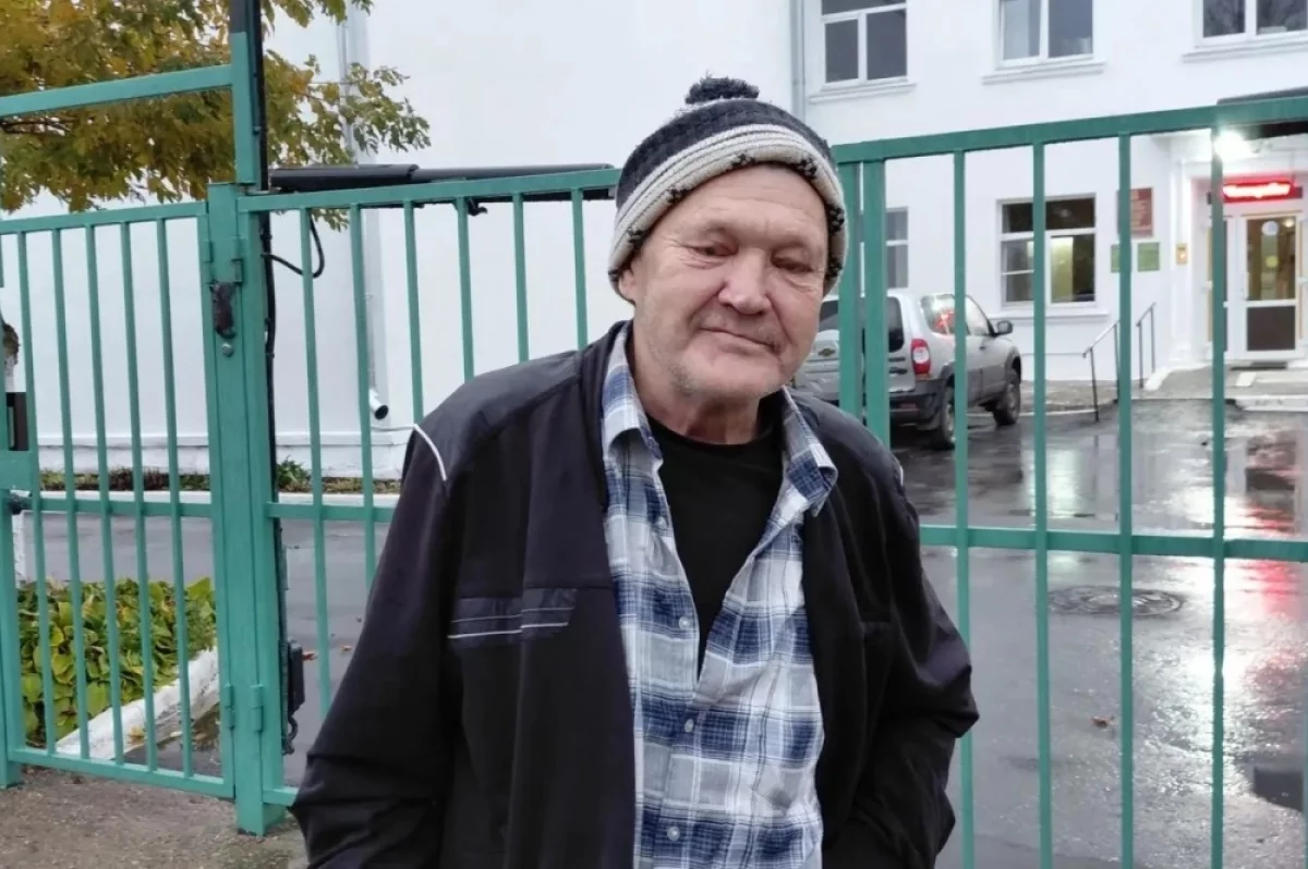 В Твери помогли бездомному — бывшему бортинженеру полярной авиации