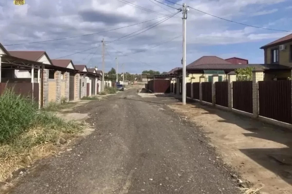 Дорогу под Астраханью привели в порядок после жалобы в прокуратуру
