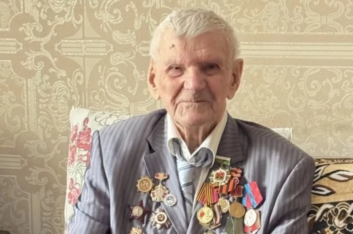Ветеран ВОВ из Новокузнецка Давыд Будников отметил 105-летие