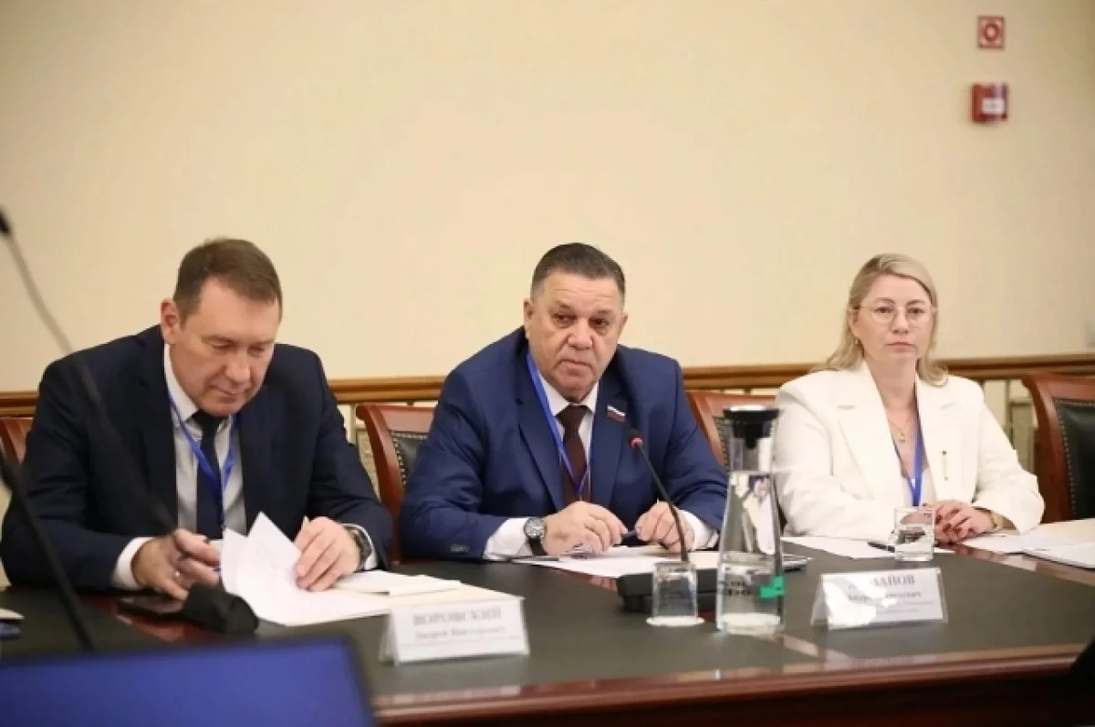 Председатель Гордумы Петропавловска поздравил с 30‑летием КСП