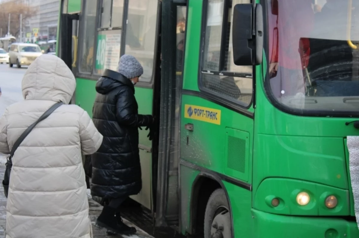 В Екатеринбурге извенят схемы движения 19 автобусных маршрутов