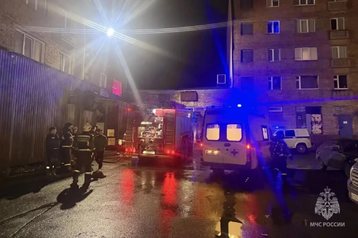 В Норильске на пожаре спасли четырёх человек, включая ребёнка
