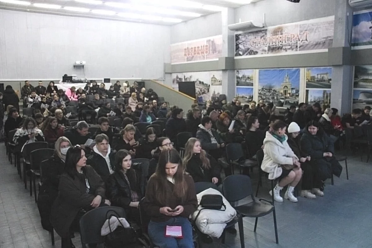 В Волгоградской области 38 колледжей откроют двери 17 октября