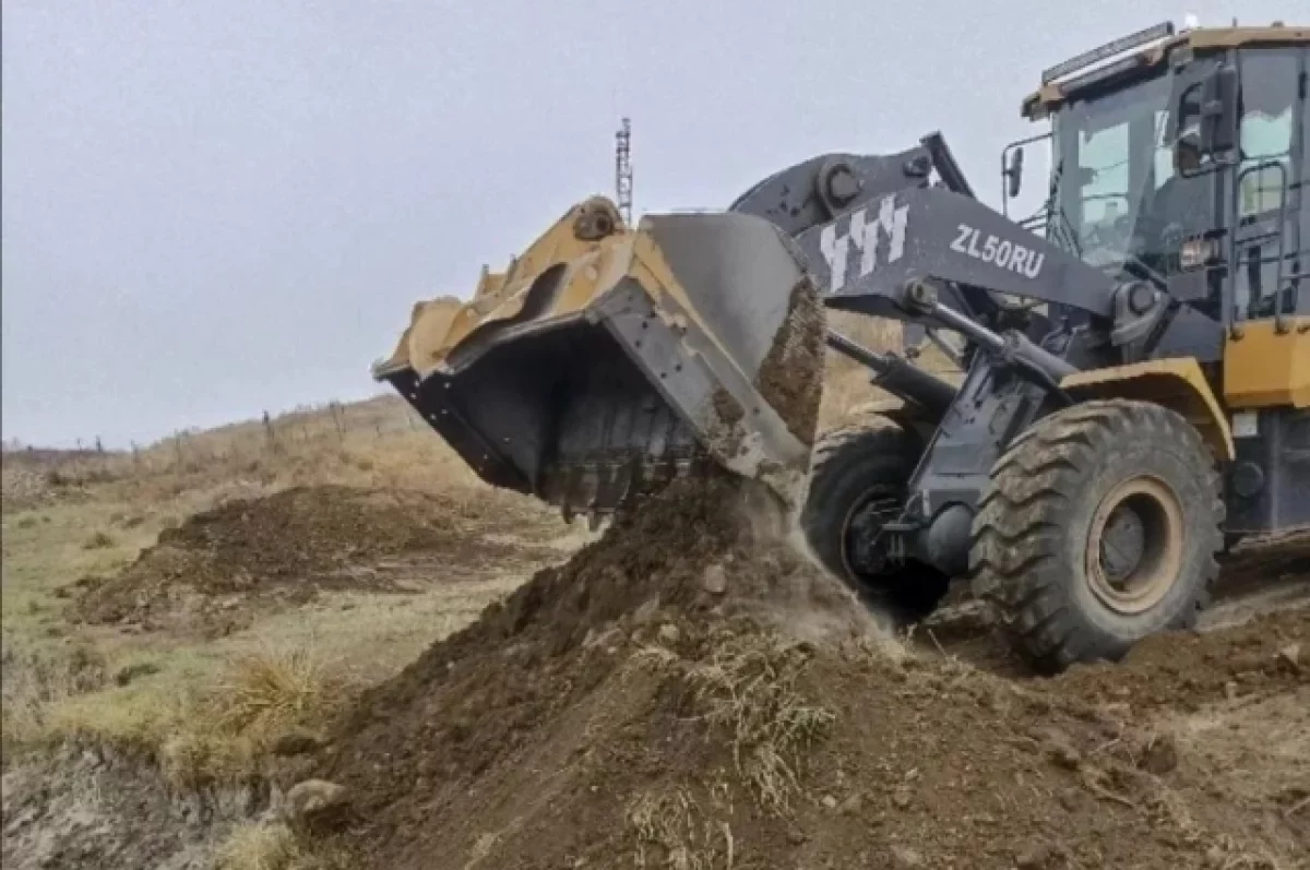 Условную аварию на дамбе ликвидировали во время учений в округе Забайкалья