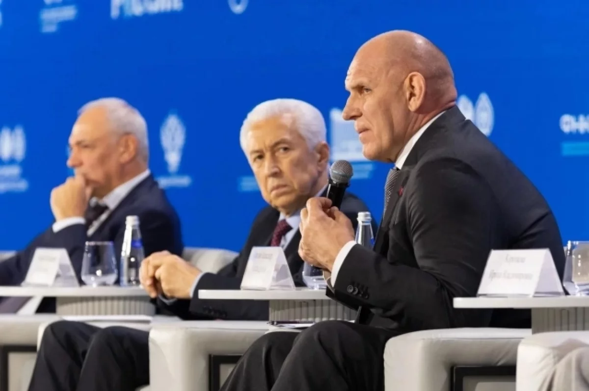 Сенатор Карелин отметил вклад российских немцев в Екатерининский форум
