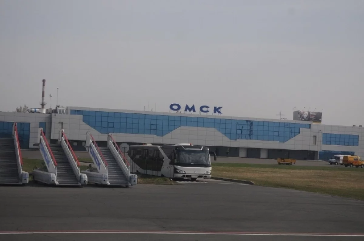 Рейсы Омск — Москва задержали на 14 часов из-за плана «Ковёр» 14 октября