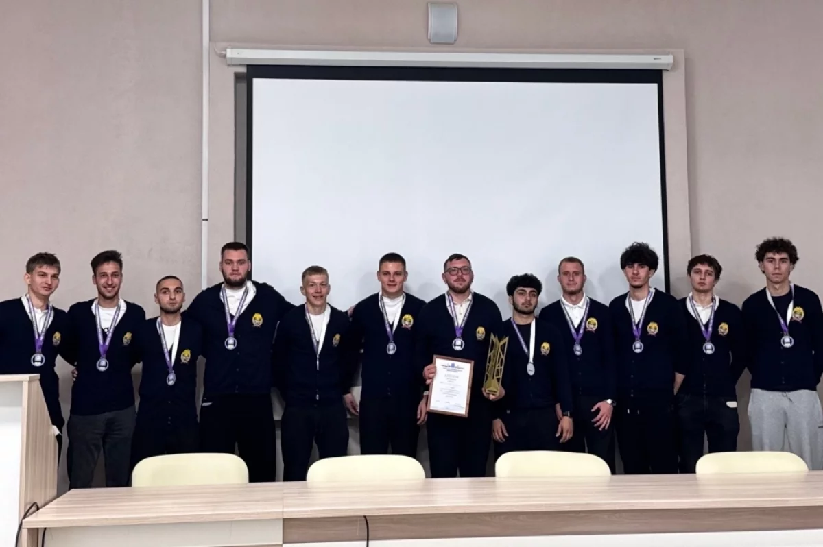 Футбольная команда ПИУ РАНХиГС стала чемпионом Саратовской футбольной лиги