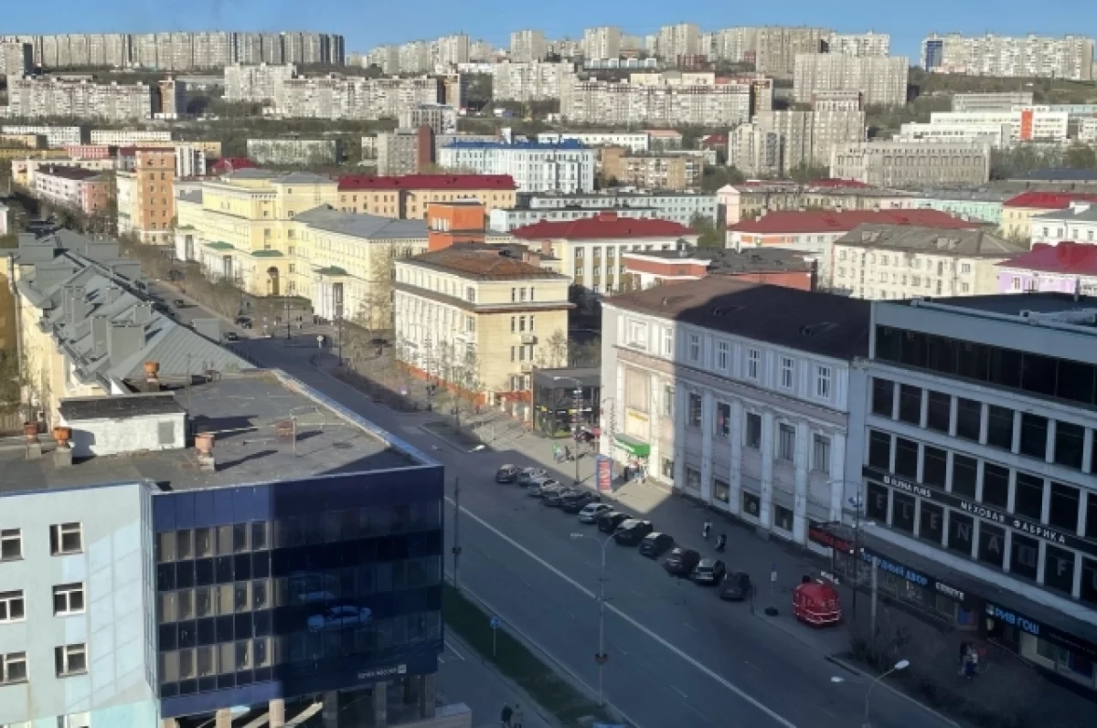 Крыши 150 домов капитально ремонтируют в Мурманской области