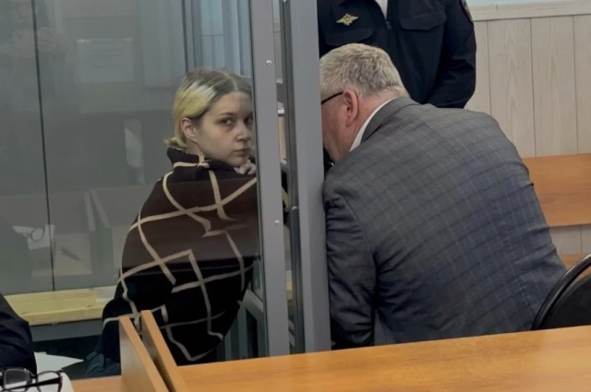 Тархова неохотно рассказала о последних минутах бабушки и деда