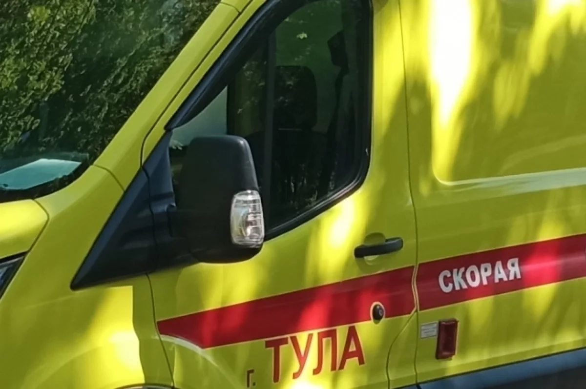 В тульском Заречье карета скорой помощи врезалась в легковушку