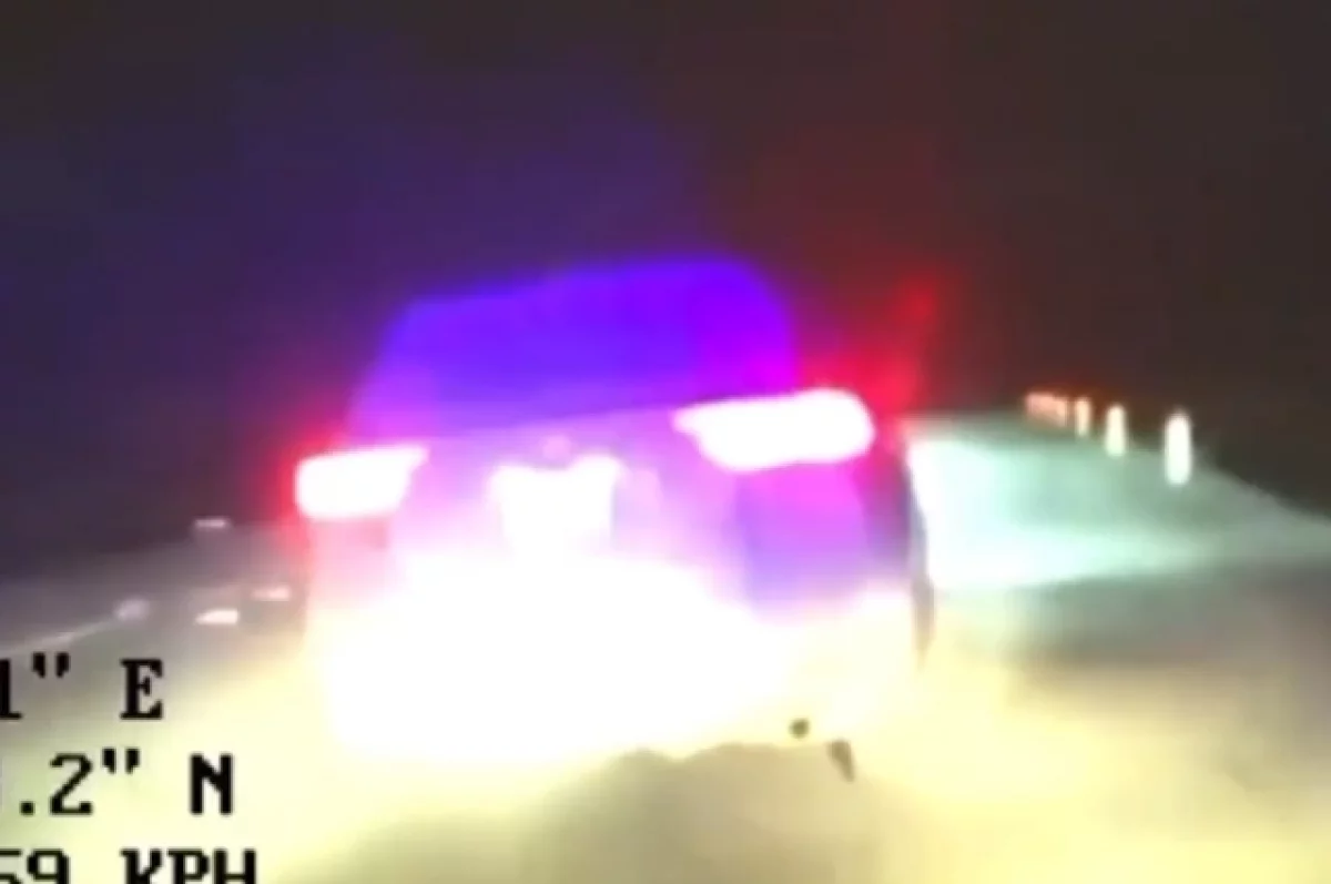 В Забайкалье показали видео полицейской погони со стрельбой по колёсам
