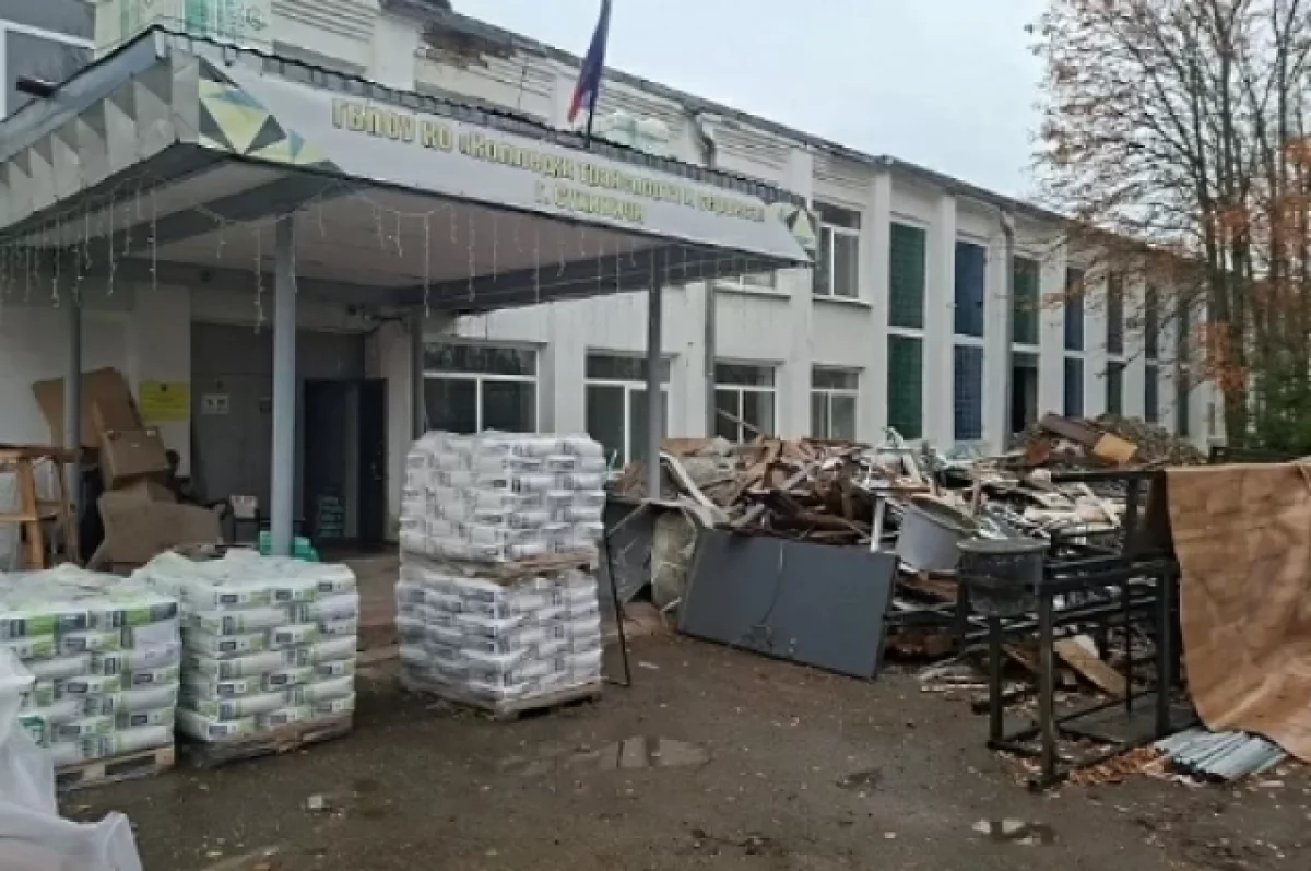 В Сухиничах продолжается капитальный ремонт колледжа