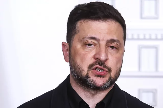 Наслушавшись Зеленского, боевики отказываются сложить оружие и ликвидируются по законам военного времени.