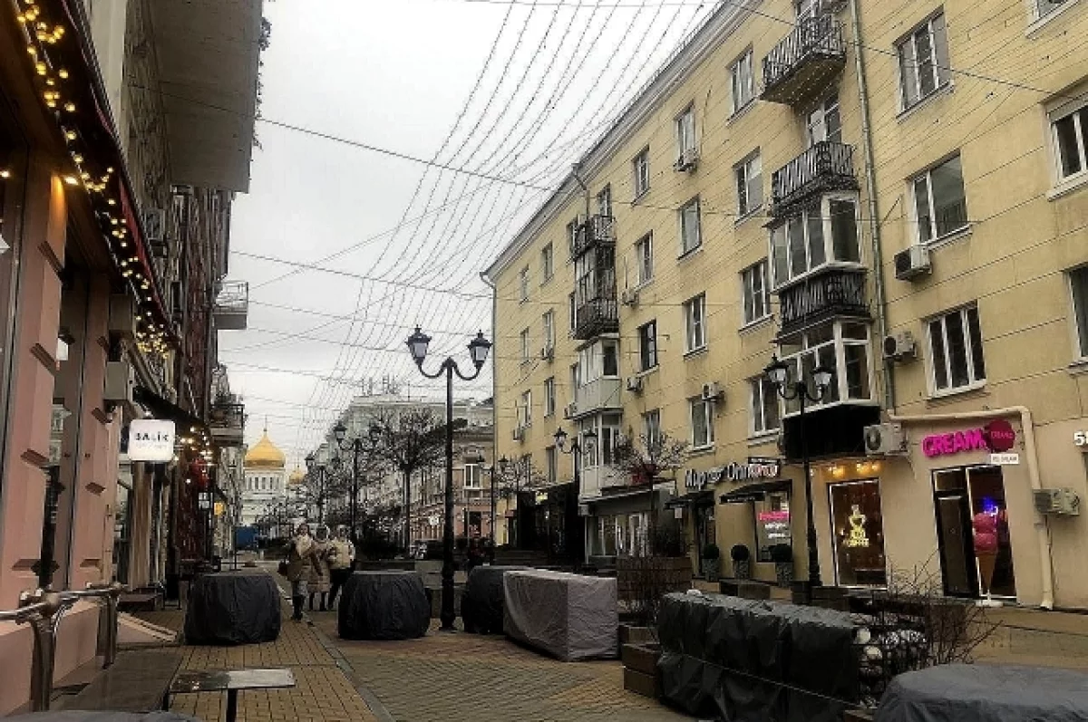 В Ростове полностью заменят иллюминацию в переулке Соборном