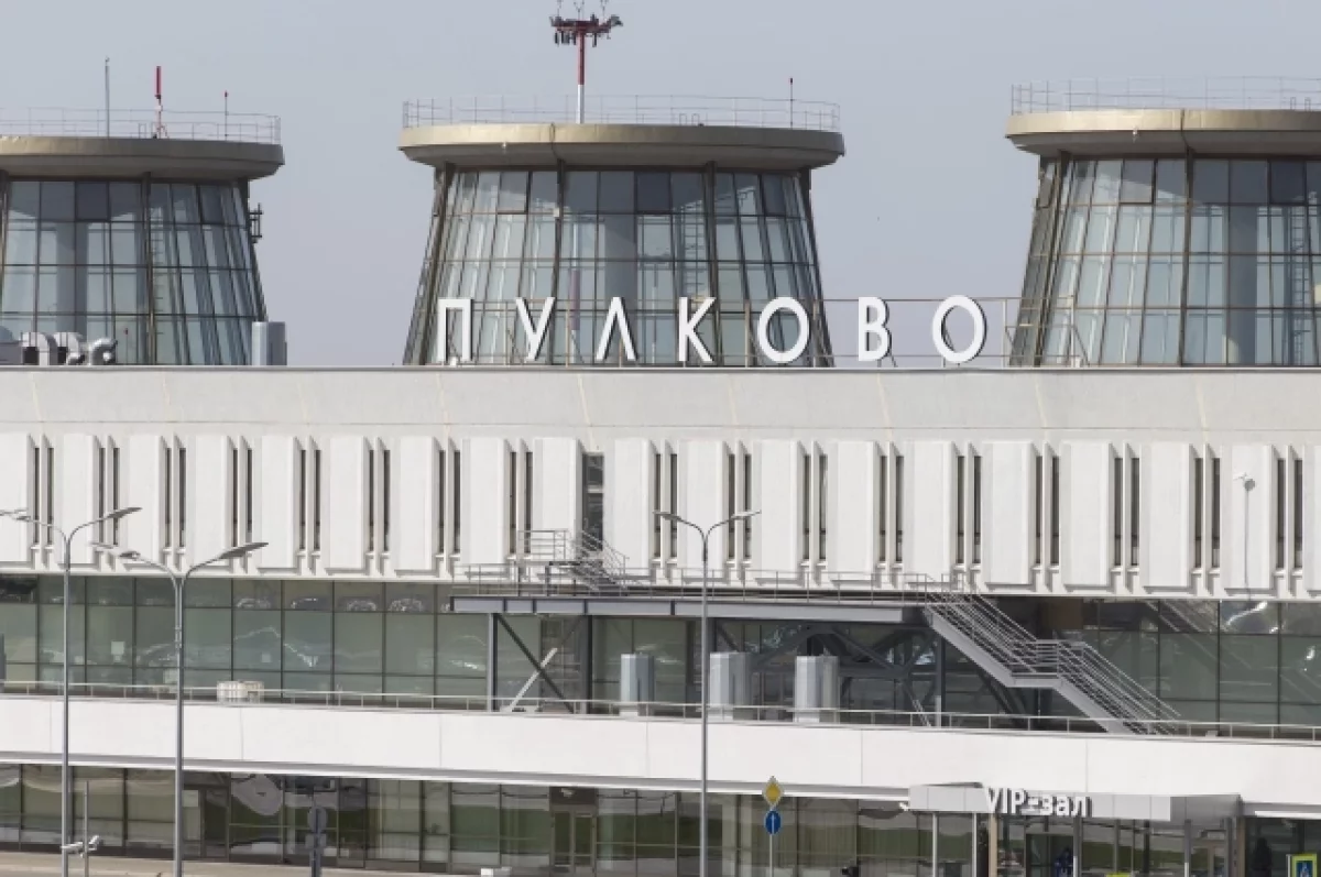 Из Оренбурга в Петербург задержали рейс на 10 часов из-за атаки БПЛА