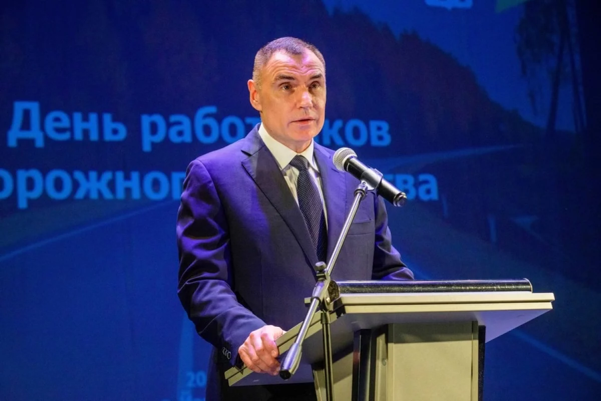 Юрий Зайцев поздравил дорожников Марий Эл с профессиональным праздником