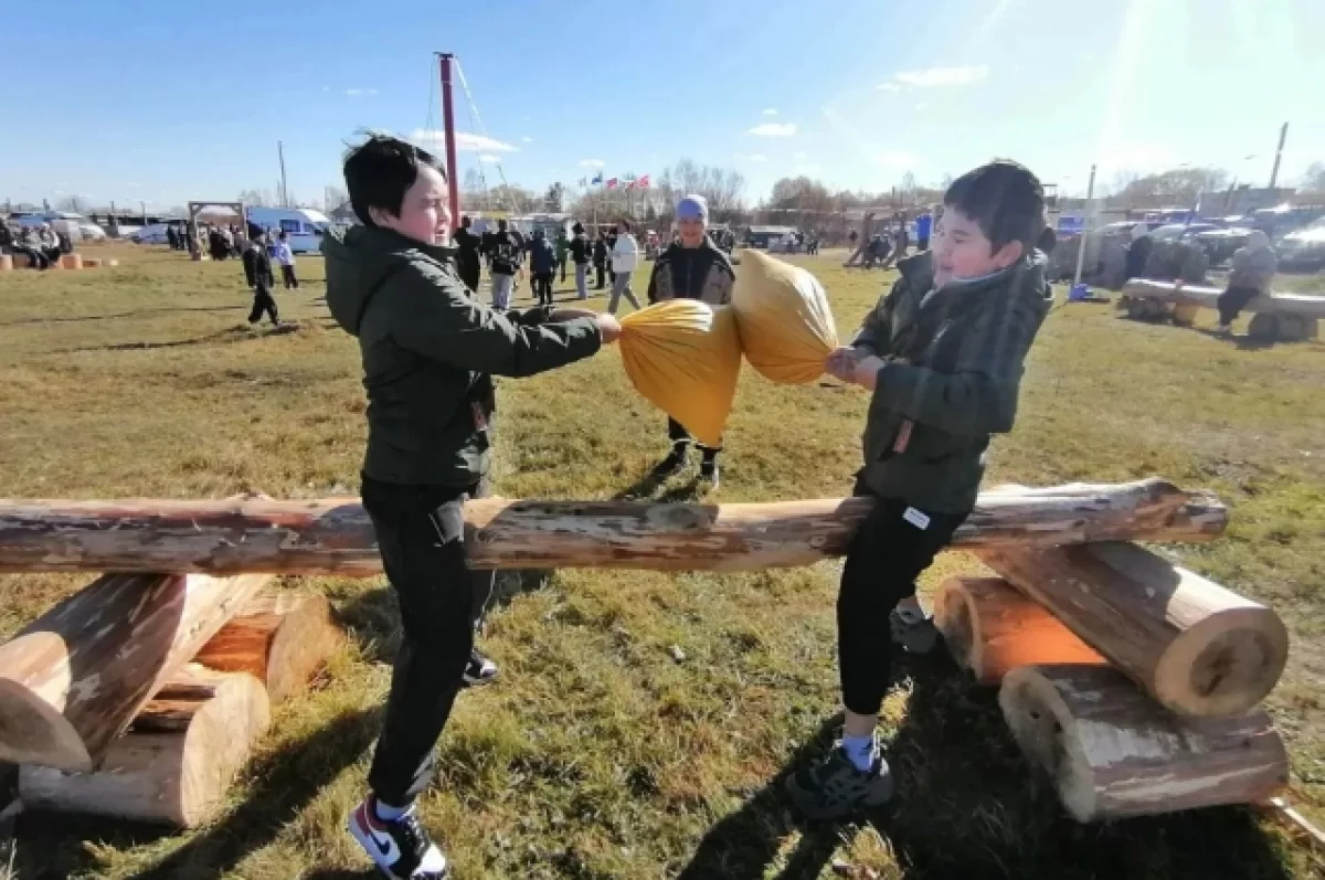 В Хабаровском крае тысяча гостей собралась на фестивале казачьей удали