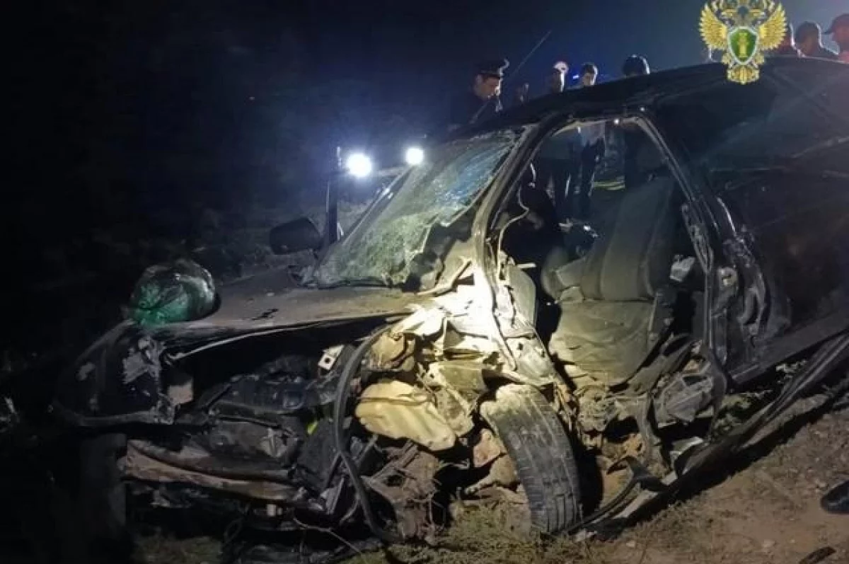 Два человека погибли и трое пострадали во встречном ДТП в Дагестане