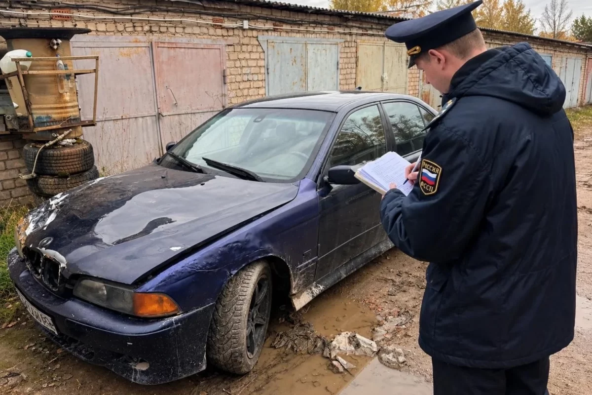 Пскович с долгом в 490 тысяч попался приставам на продаже машины