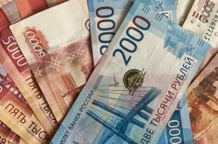 1,1 млн рублей задолжала 10 работникам компания ЖКХ в Иркутской области