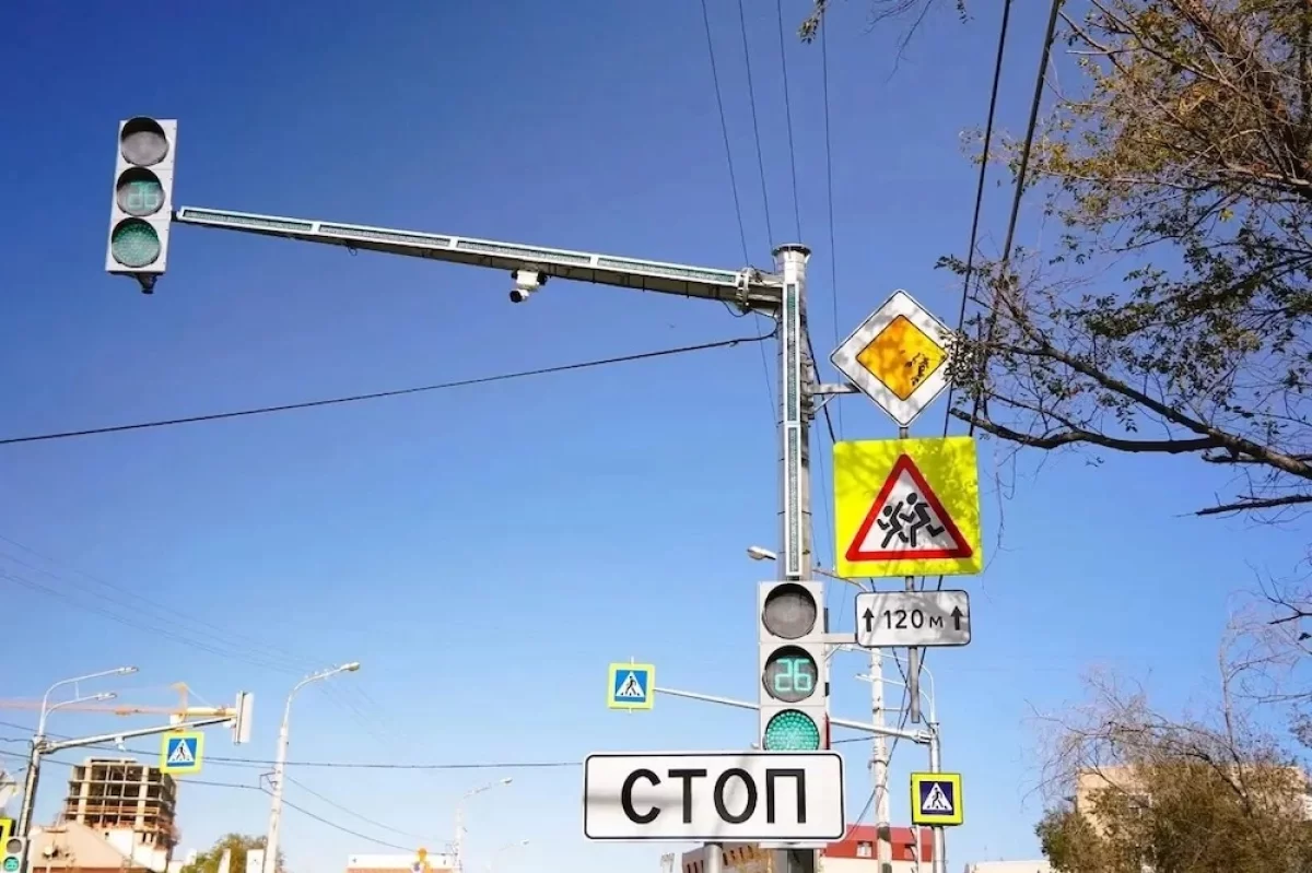 64 новых светофора: в Астрахани меняют схему управления движения