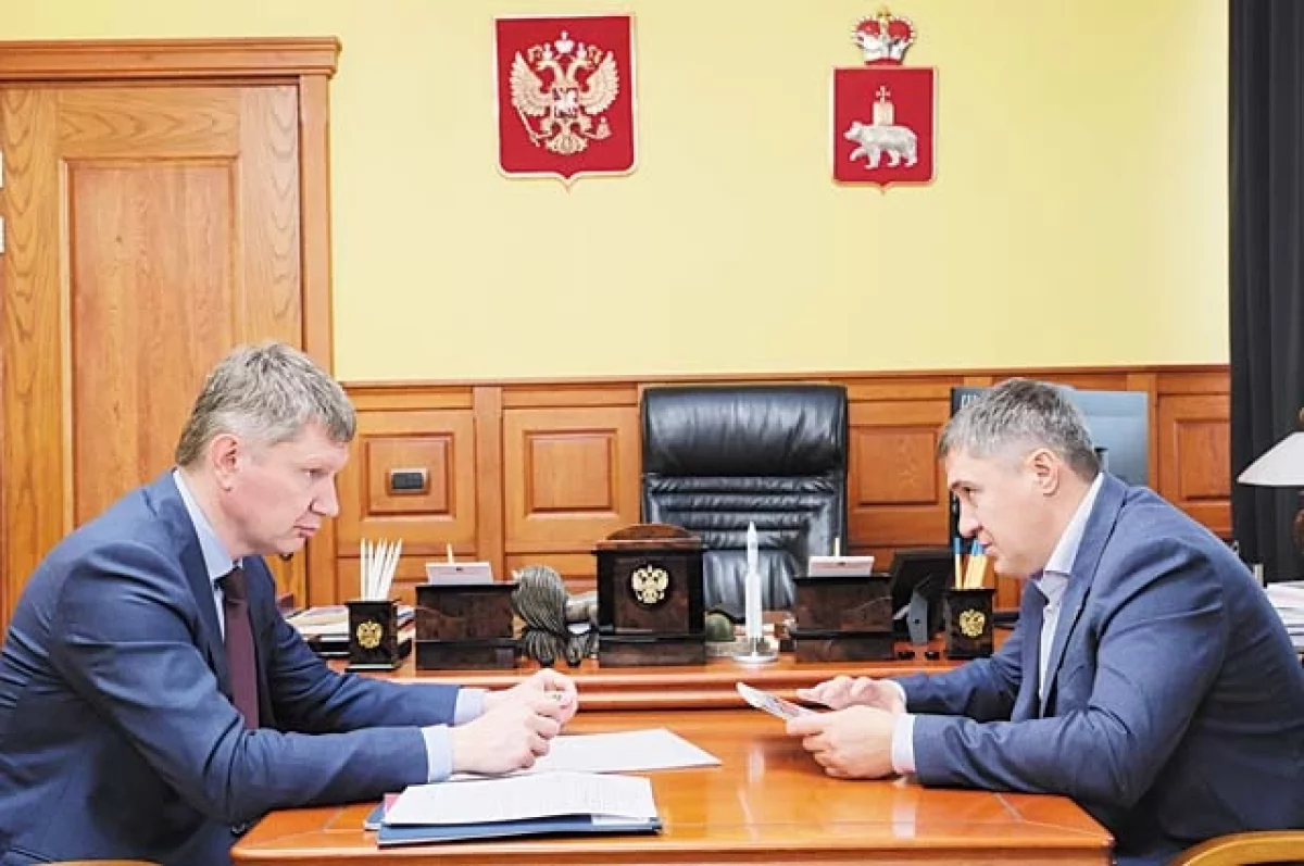 Пермь посетил глава Минэка России Максим Решетников