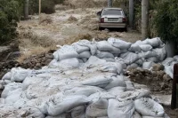 В Ялте за сутки поступило более тысячи обращений из-за шторма.