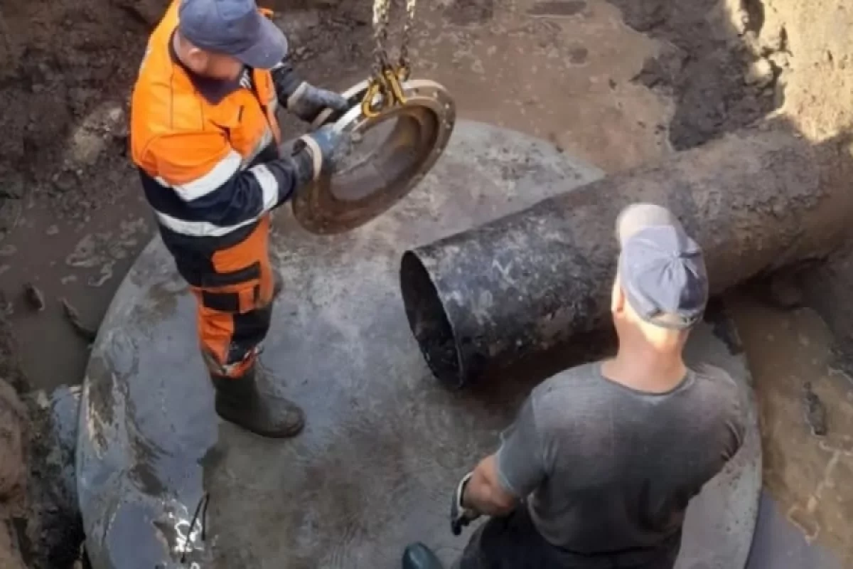 В Пскове обновили 250 метров магистрального водопровода
