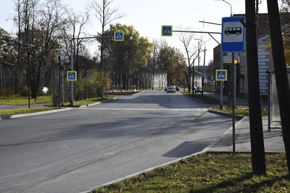 На улице Леона Поземского в Пскове завершили ремонт последнего участка