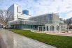 Для физического восстановления ветеранов оборудуют залы лечебной физкультуры и кинезиотерапии, кабинеты физиотерапии, а также пространства для занятий йогой, пилатесом, единоборствами и лечебной гимнастикой. Предусмотрены водный комплекс с бассейном, гидромассажные ванны, сауны и зоны гидротерапии.